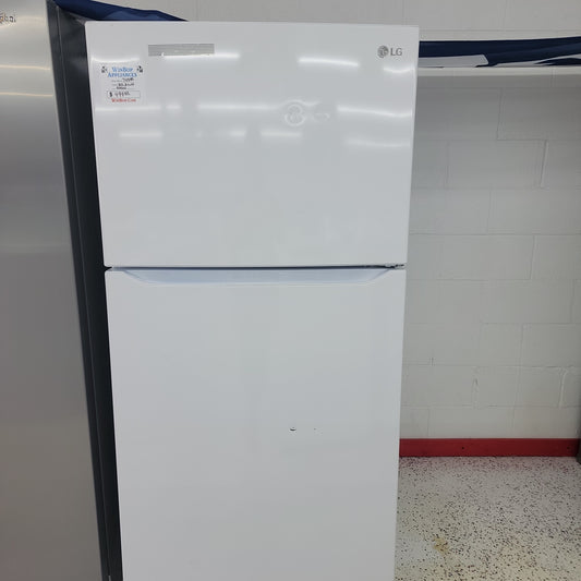 New LG 20.2 cubic ft Top Freezer Refrigerator