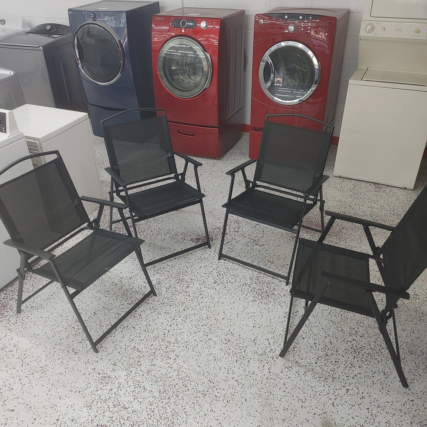 4 new patio chairs